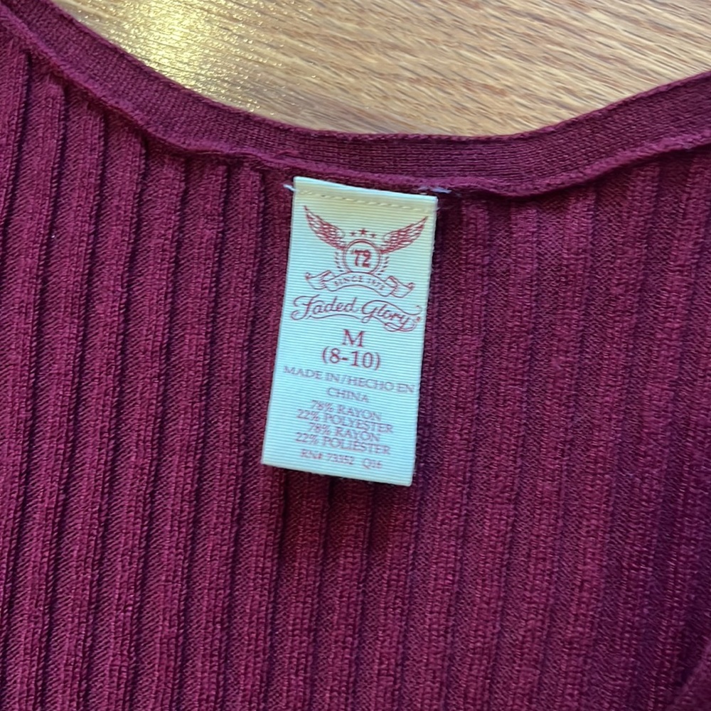Long maroon cardigan with pockets. - Picture 5 of 5